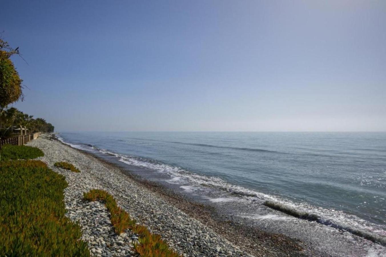 Beachfront Villa Carpe Diem Kiti Екстер'єр фото